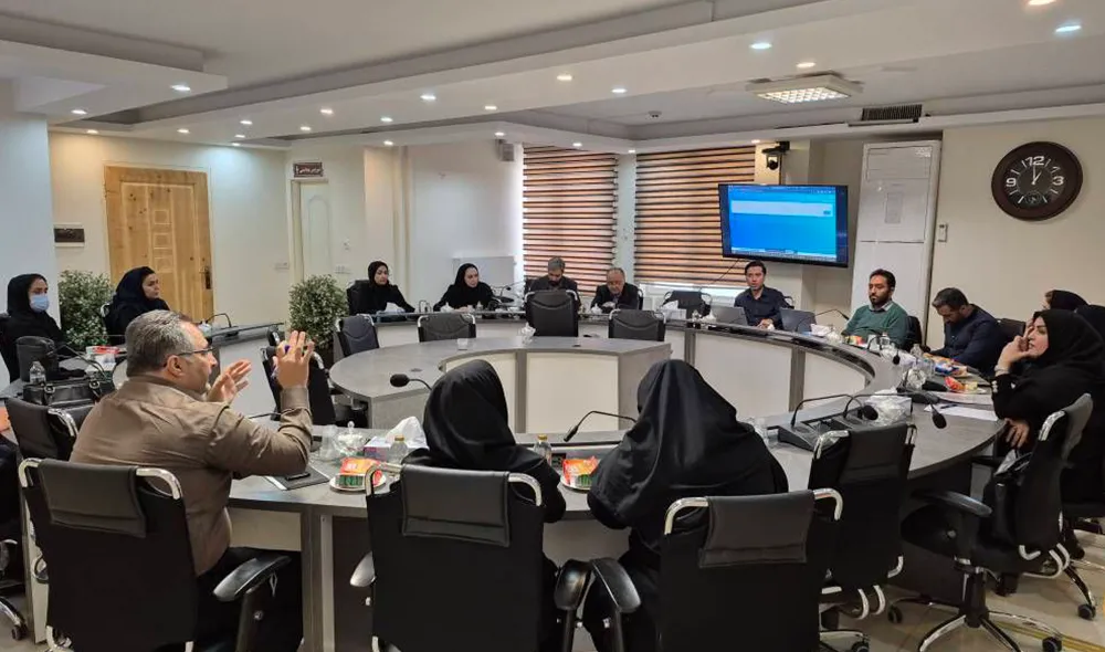 جلسه‌ای معرفی سامانه درمانگاهی سلامت نگار با حضور معاون محترم بهداشت و رؤسای واحدها